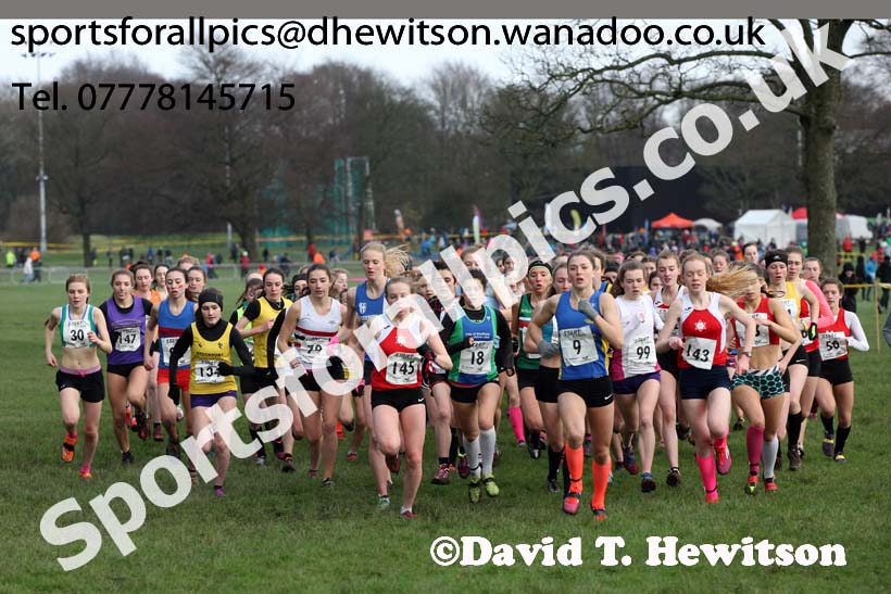 Womens under-17 Northern Cross Country Champs., Witton Park, Blackburn. Photo: David T. Hewitson/Sports for All Pics